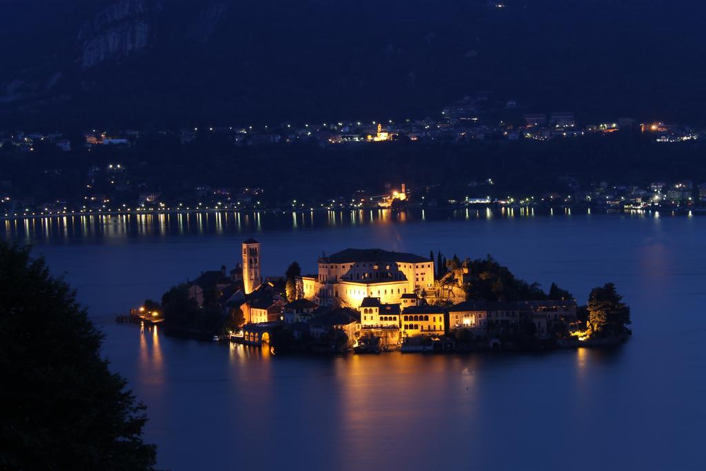 Apartments Cusius And Horta Orta San Giulio Rom bilde